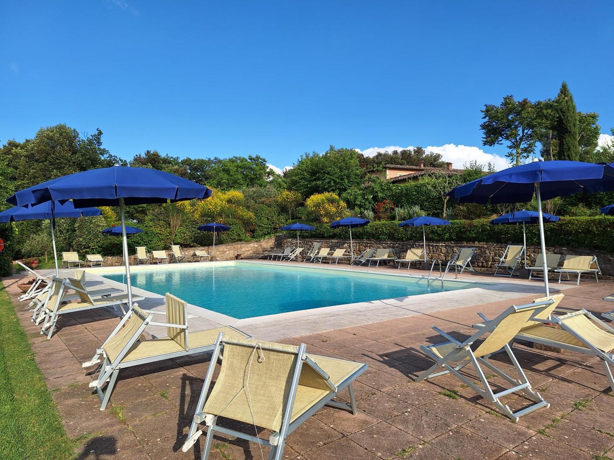 Antico Borgo Il Cardino Bed & Breakfast San Gimignano Exterior photo